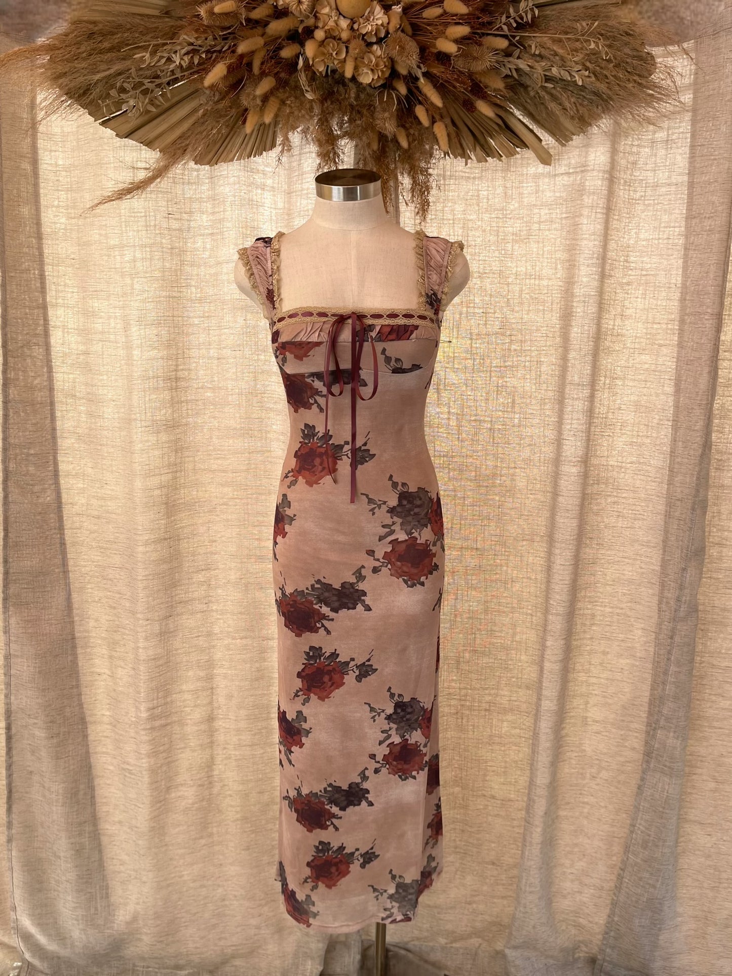 Endless Rose Dress