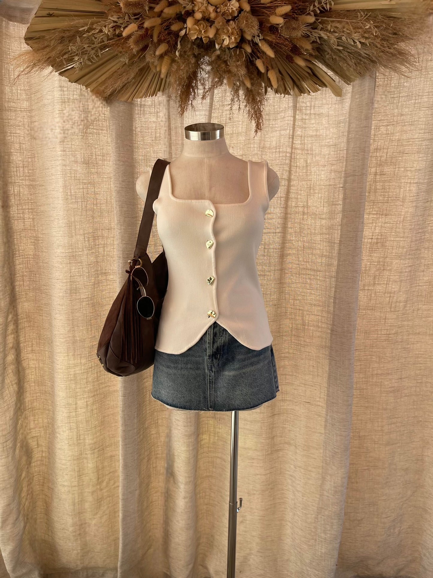 Aurelia Modern Top