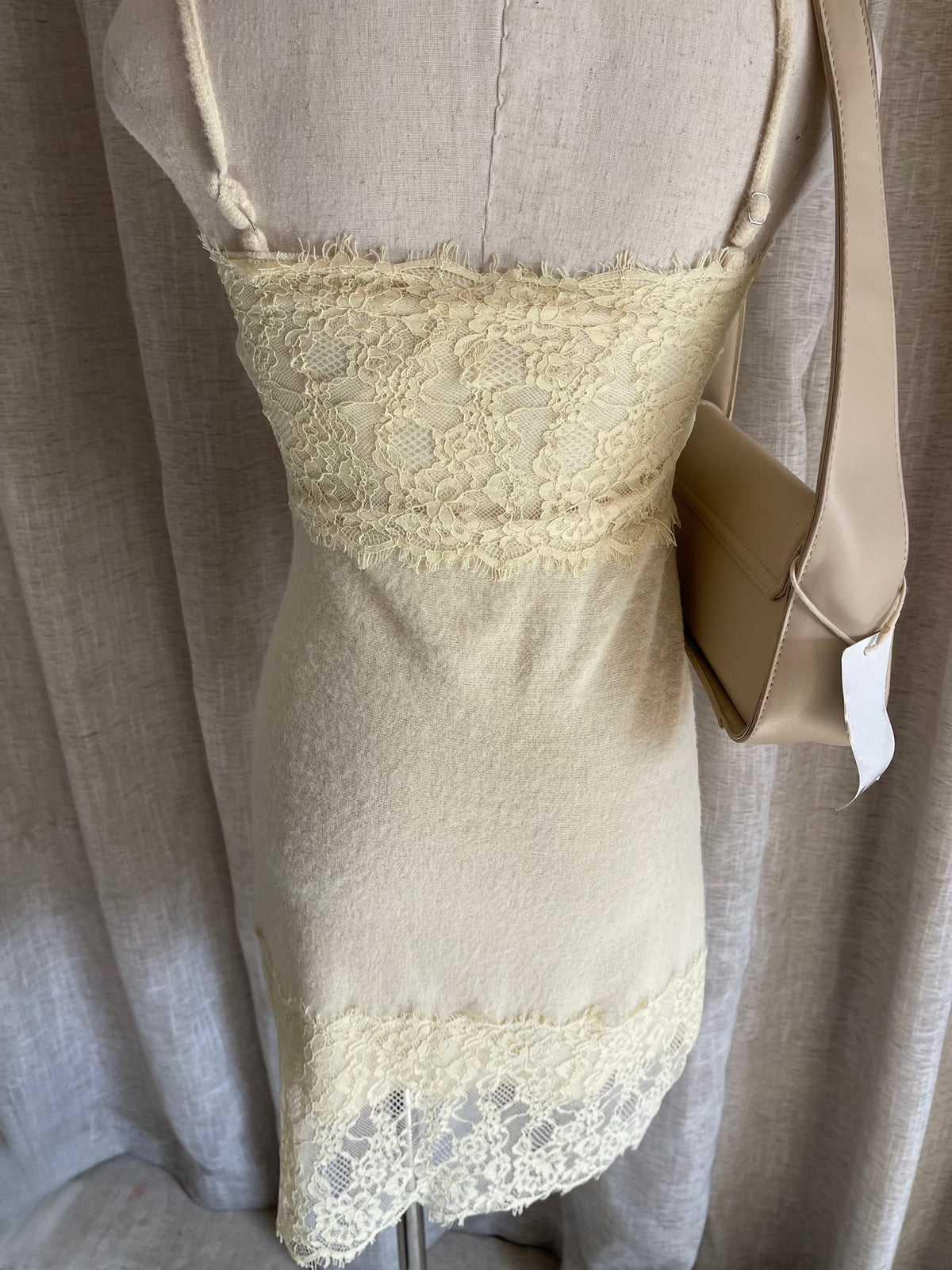 Leana Lace Dress