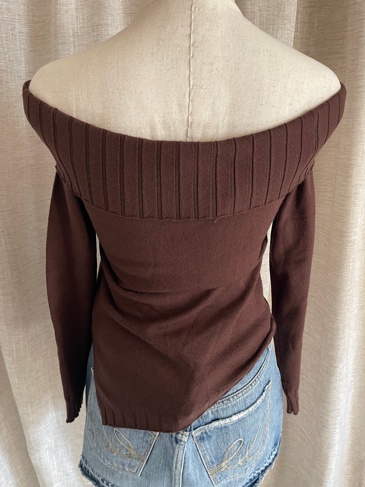 Side Glance Top - Brown