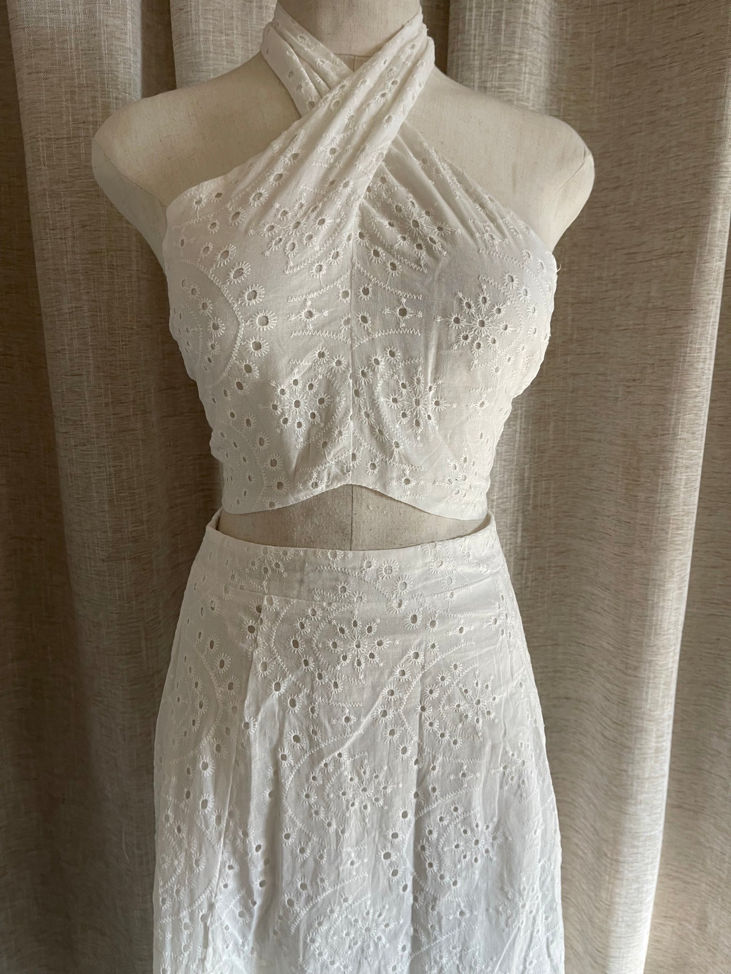 Sunny Days Eyelet Set