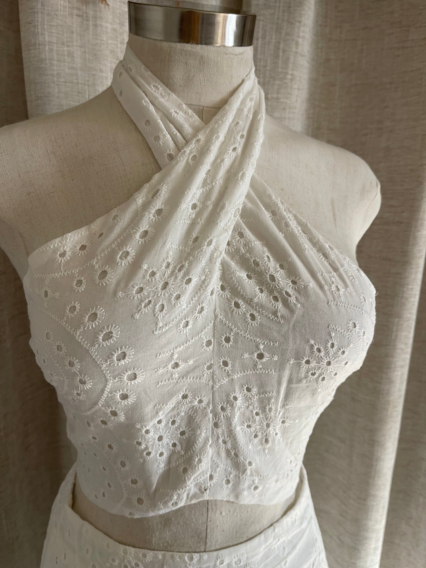 Sunny Days Eyelet Set