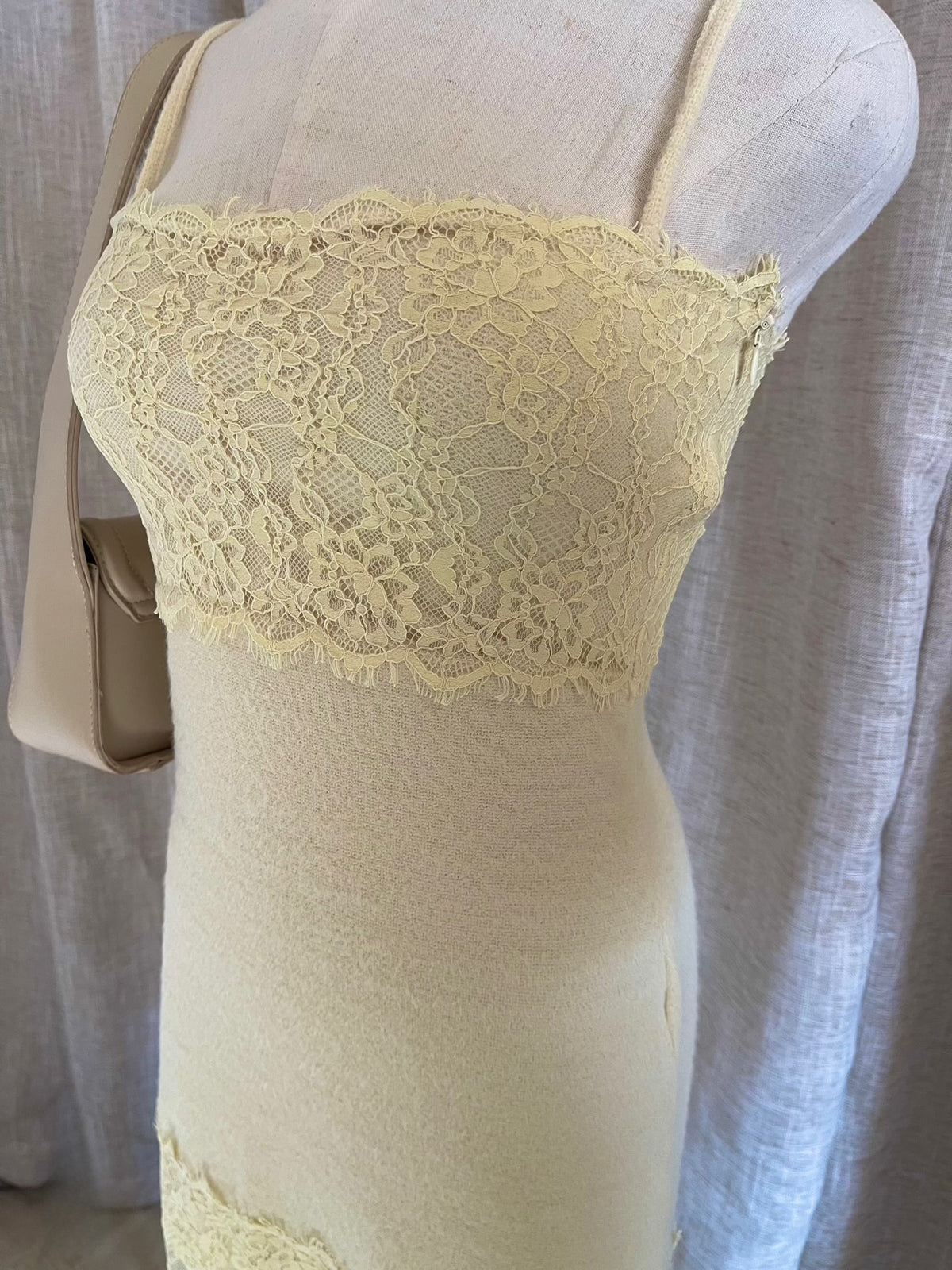 Leana Lace Dress