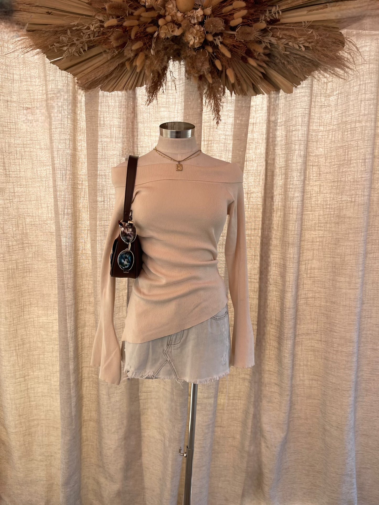 Warm Thoughts Top - Beige